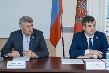 Матери-героини смогут получить землю в собственность