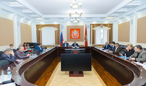 Дата заседания Законодательного Собрания изменилась 