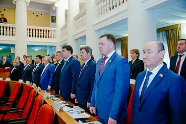 Депутаты провели очередное заседание Законодательного Собрания