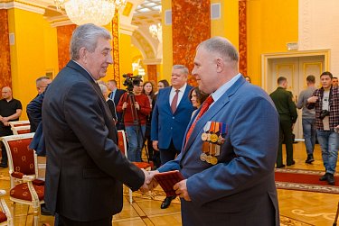 Оренбуржцы получили награды