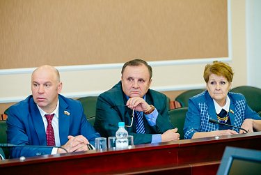 На заседании Совета Законодательного Собрания 