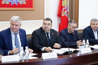 Плюс 28 млрд к доходам и расходам