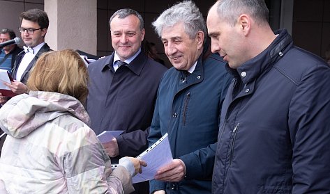Новые машины получили еще 22 больницы области