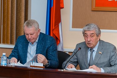 В повестке мартовского Заксоба – более 40 вопросов