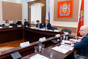 Как обеспечить приток специалистов на предприятия региона