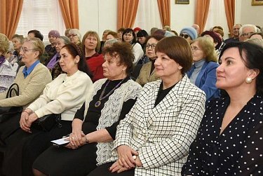 «Материнский свет Рождества»
