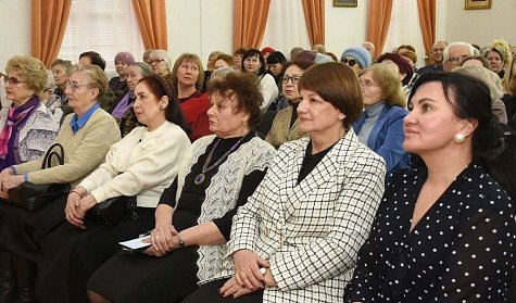 «Материнский свет Рождества»
