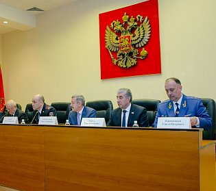 Оренбуржцы положительно оценивают работу полицейских