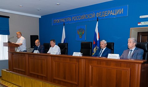 Усилить надзор за соблюдением закона