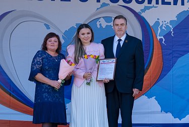 Оренбуржцы вместе с новыми регионами!