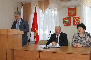 Александр Жарков провел встречи в Александровском районе 
