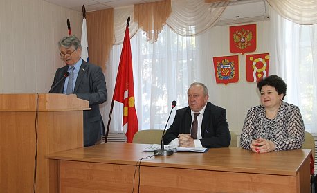 Александр Жарков провел встречи в Александровском районе