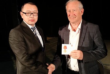 Награды  перед Новым годом