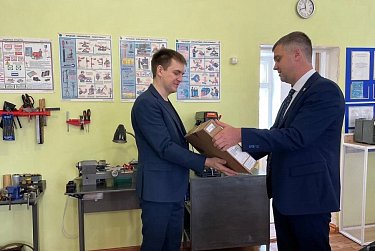 Дом радио и связи пополнился ноутбуком