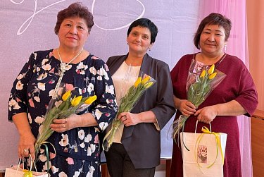 Цветы мамам Героев