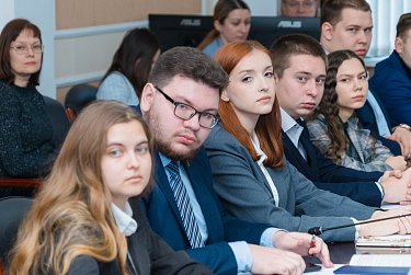 Молодежный парламент нового созыва приступил к работе