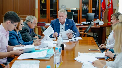 Заседание областного парламента будет проводиться не реже одного раза в три месяца