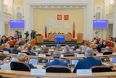 Утверждены кандидатура первого вице-губернатора и структура Правительства области