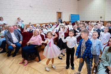 Александр Куниловский: «Задача взрослых – обеспечить детей всем необходимым»