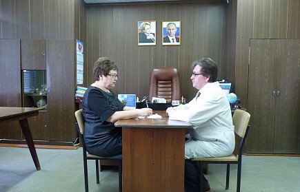 Ольга Хромушина решает проблемы жителей Тоцкого района