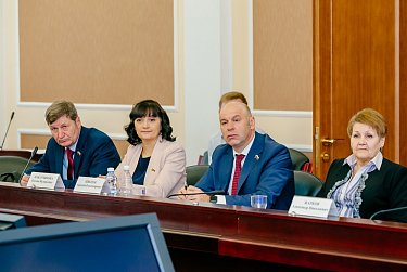Счетная палата отчиталась о своей деятельности 