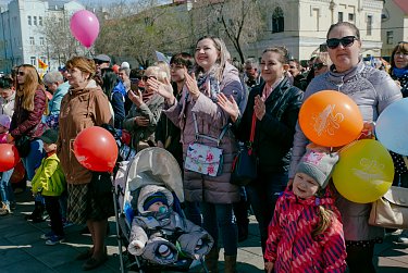 Оренбуржцы встретили Первомай