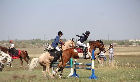 В Орске сохраняют конноспортивные традиции