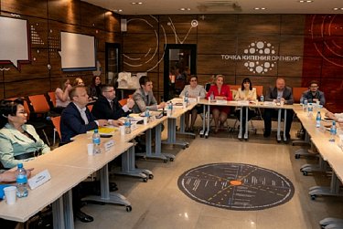 Какие перспективы у легкой промышленности в регионе? 