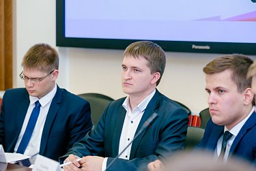 Молодежный парламент вышел с законодательной инициативой