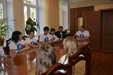 Молодые парламентарии работают в территориях Оренбуржья