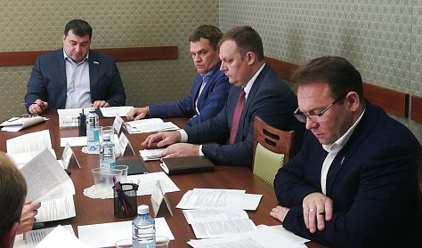 Депутаты поддержат уязвимые отрасли новыми льготами
