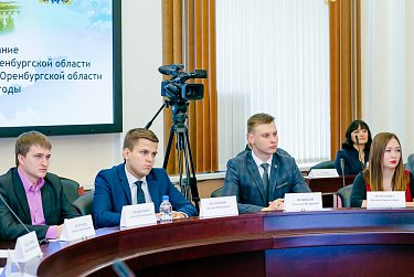 Молодежный парламент приступил к работе в новом составе