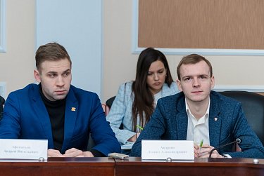 Молодежный парламент нового созыва приступил к работе