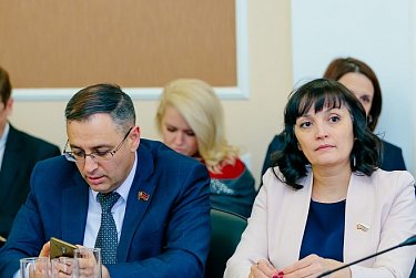 Депутаты собрались на первое в этом году заседание Совета 