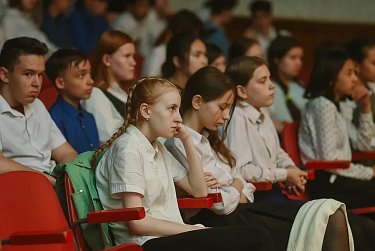 Читаем вслух о войне