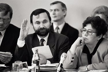 В эти дни 19 лет назад...