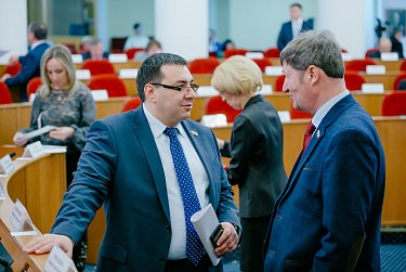 В повестке заседания Законодательного Собрания