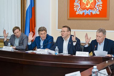 В бюджете заложат деньги на высокоскоростной интернет и IT-специалистов