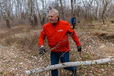 Чисто в Зауральной роще