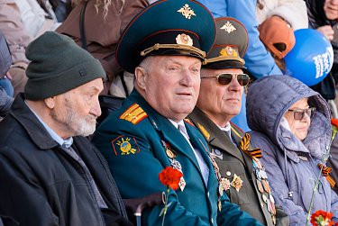 Оренбург встретил 79-ю годовщину Великой Победы