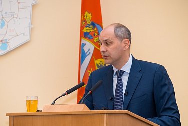 Губернатор отчитался перед депутатами Заксобрания