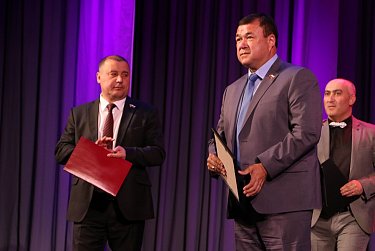 Депутаты отметили вклад Фонда армянской культуры в общественную жизнь Орска