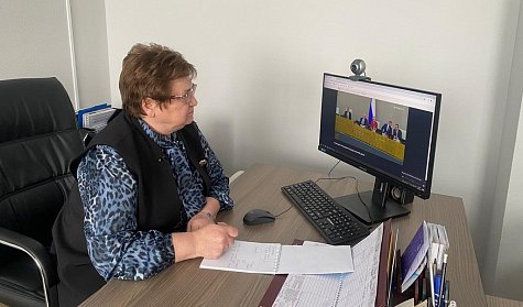 Регионы надо обеспечивать врачами и учителями