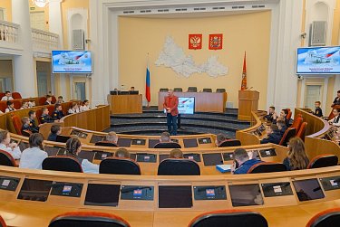 Школьники – в гостях у парламентариев