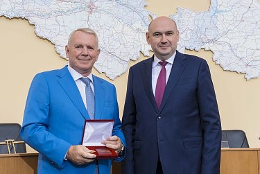 Награждены депутаты Законодательного Собрания