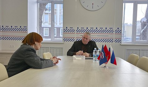 Александр Куниловский поможет ансамблю и детскому интернату