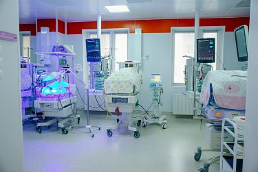Официальная делегация посетила перинатальный центр и ПО «Стрела»