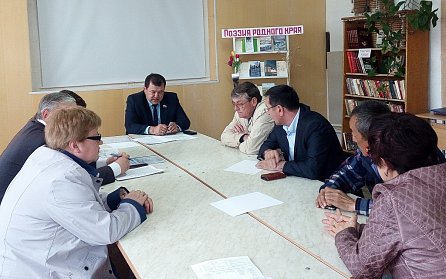 Ермек Алкулов обсудил с депутатами Домбаровского района планы работы по СЗМ 