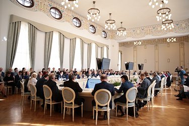 Об обеспечение реализации национальных проектов