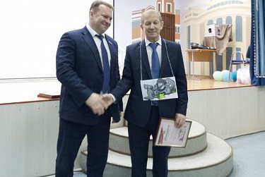 Бойцов угостили пирогами
